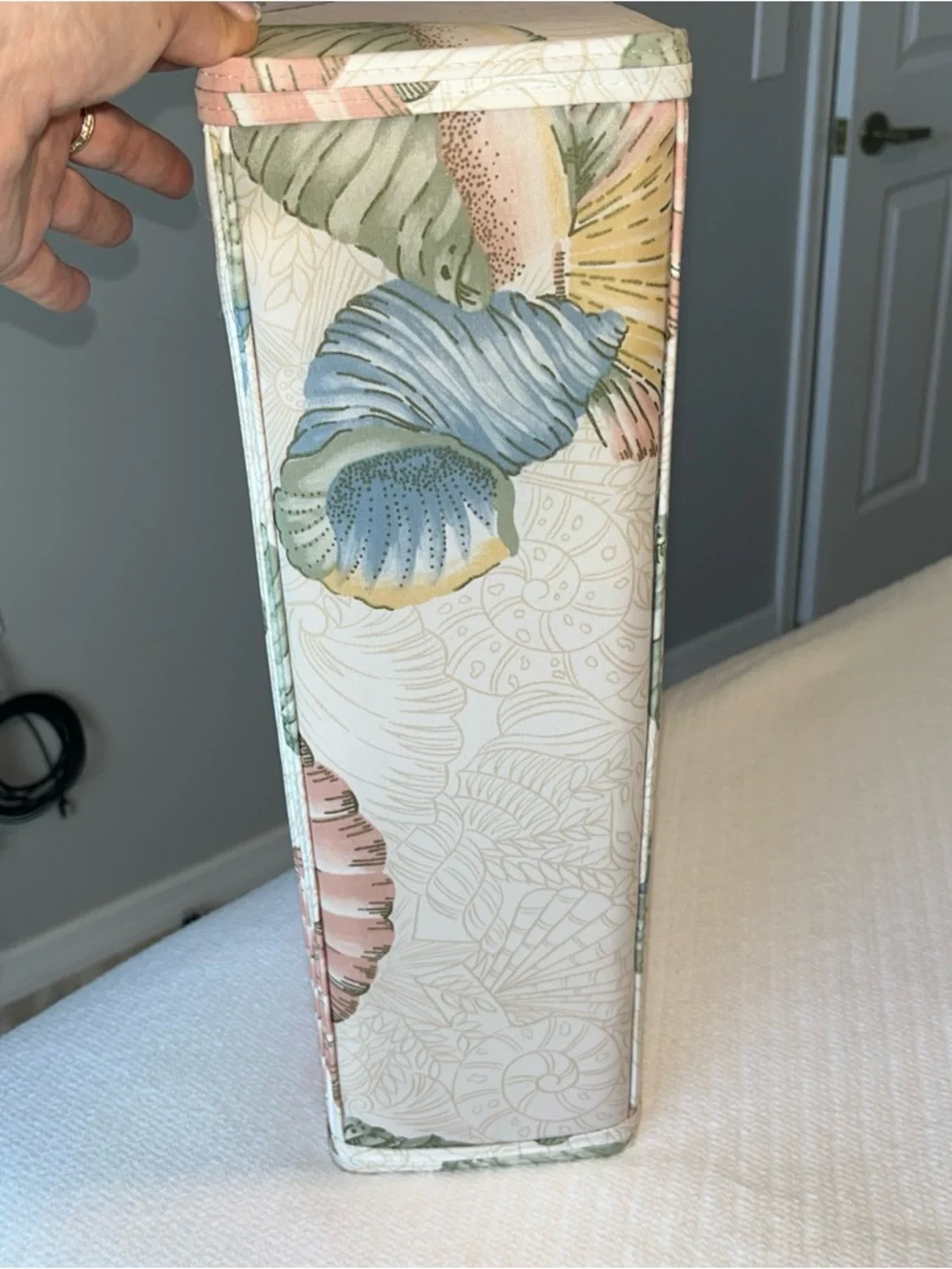 Seashell Pattern Mini Shelf - Pastel Pink, Blue & Green